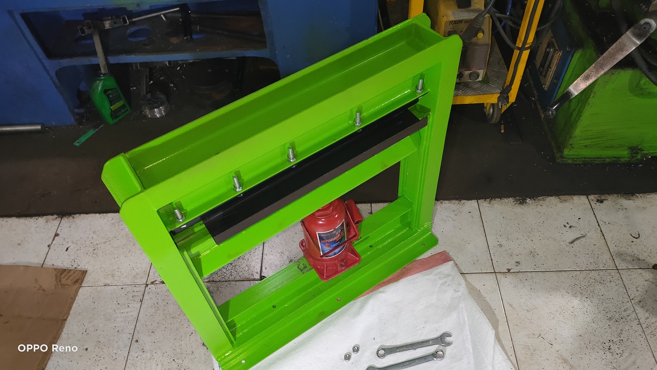 Press Brake adalah Alat Bending atau Tekuk Plat 3mm dengan Hydraulic